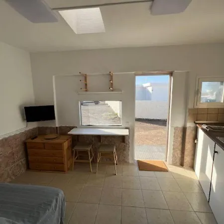 Acogedor Apartamento En Famara Exterior photo
